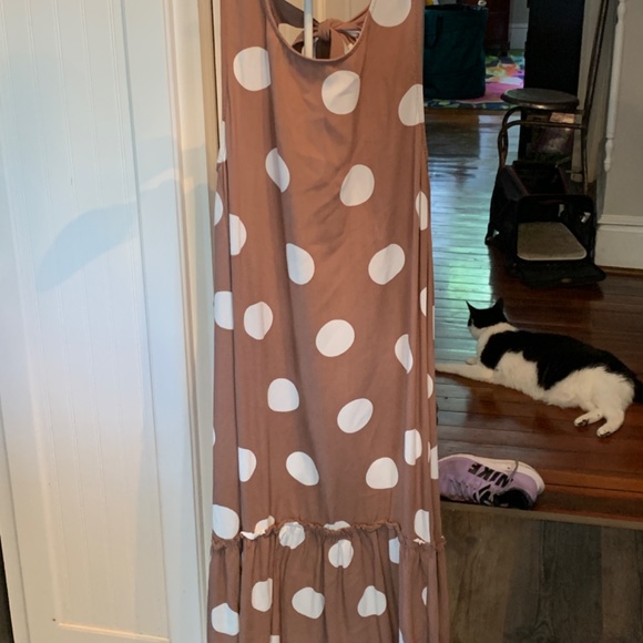 Loft polka dot swing dress in desert taupe. Worn 2x - Picture 4 of 7